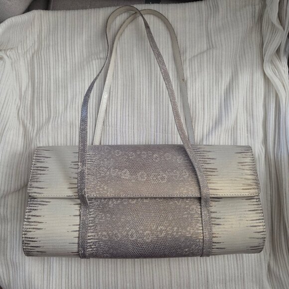 VTG Stuart Weitzman White Silver Embossed Leather Shoulder Bag Made in Spain - Picture 1 of 9